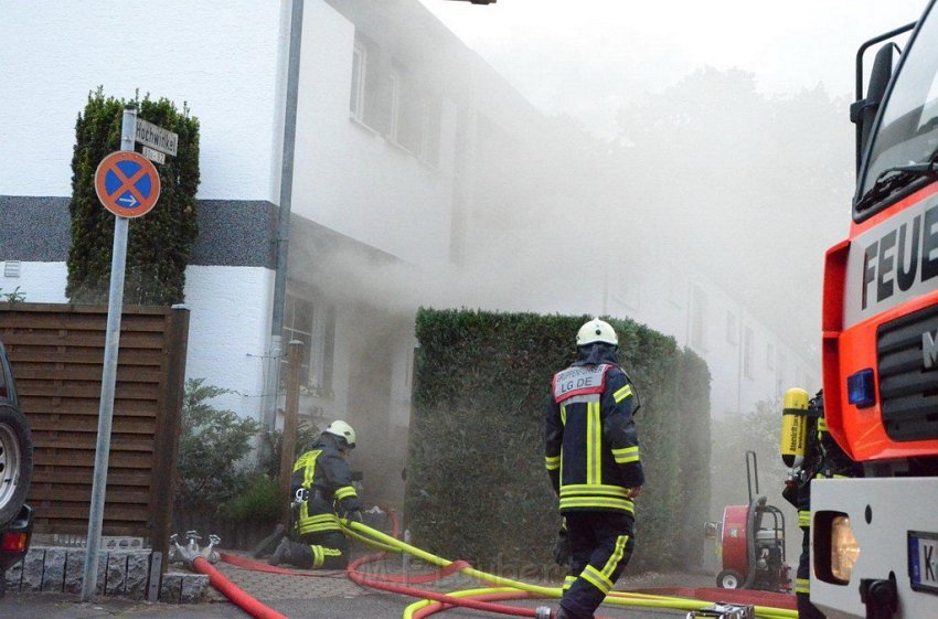 Feuer Koeln Dellbrueck Hochwinkel P18.jpg